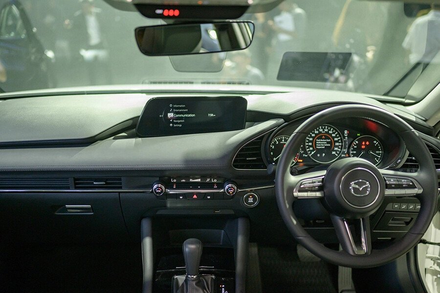 Mazda 3 Luxury 2022 - Hình 13
