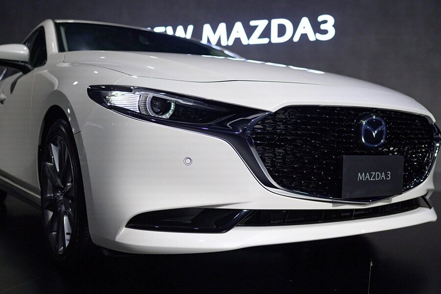 Mazda 3 Luxury 2022 - Hình 3