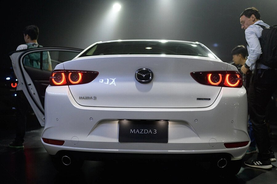 Mazda 3 Luxury 2022 - Hình 9