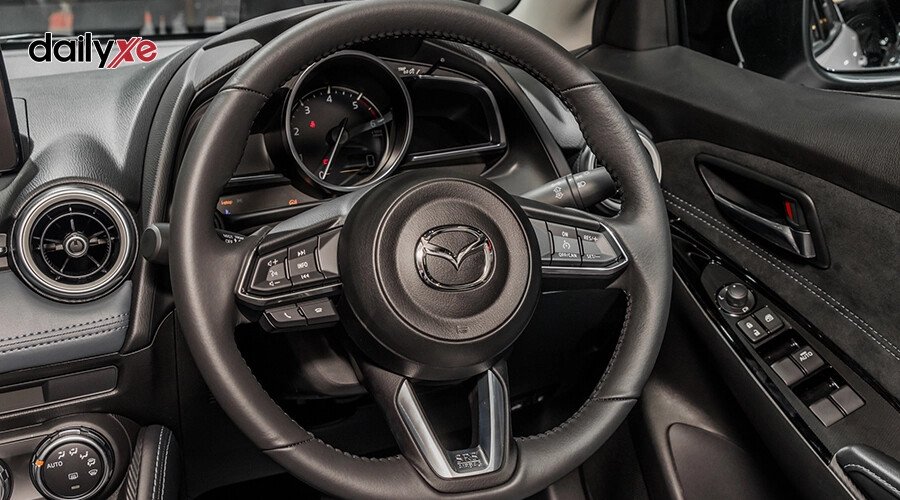 New Mazda2 1.5 Luxury - Hình 13